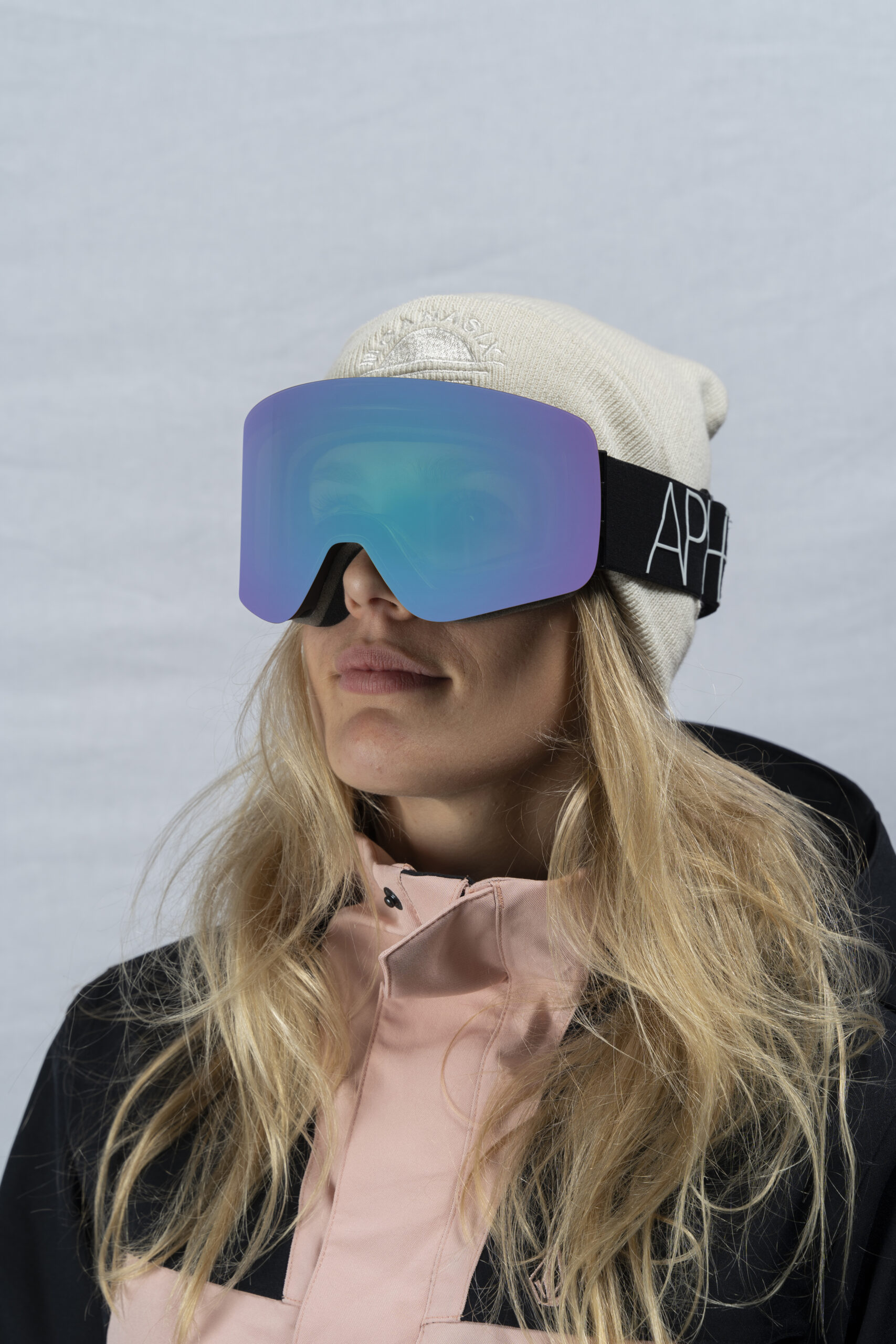 OXIA Black - Photochromatic gallery