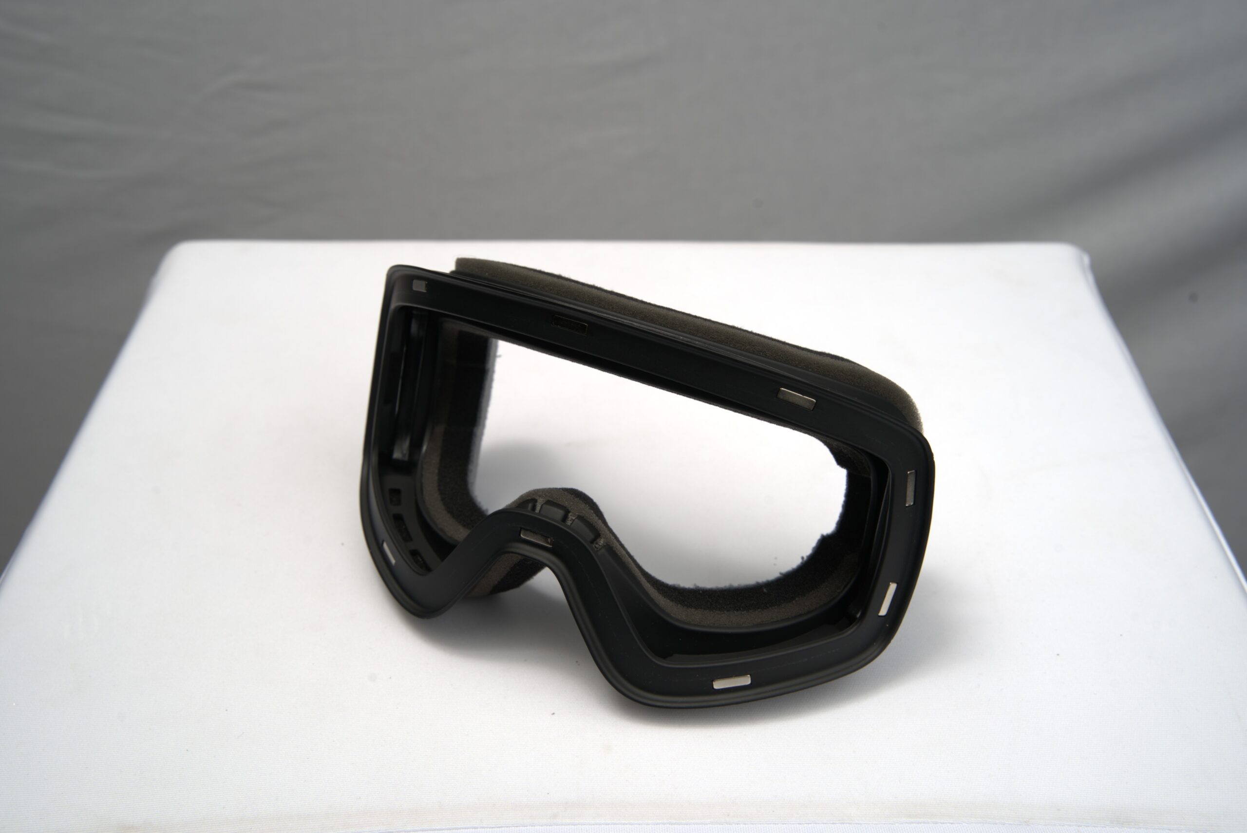 VIRGO Black Frame gallery